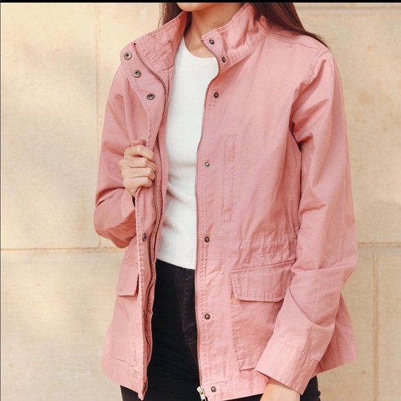 I purchased from a boutique in Texas. The tag says Dotsy’s and is a size medium. - Picture 2 of 6